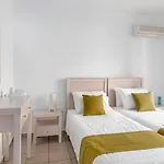Sofia Apartmanhotel
