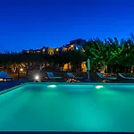Sofia Apartahotel 4*