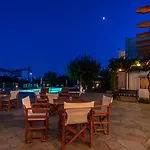 Sofia Apartahotel Áyios Pétros