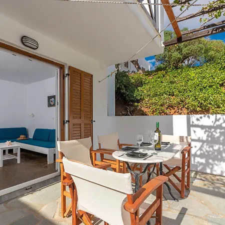 Sofia 4* Agios Petros (Andros)