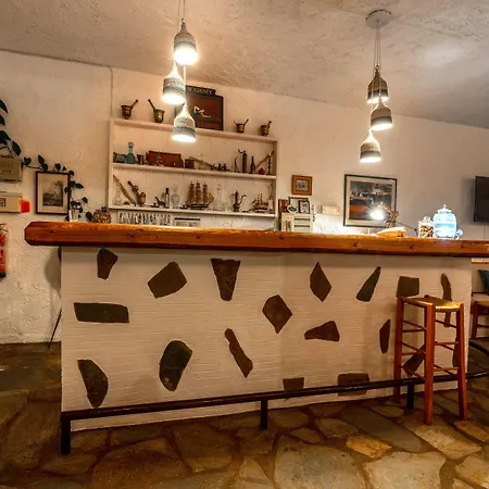 Sofia 4* Agios Petros (Andros)