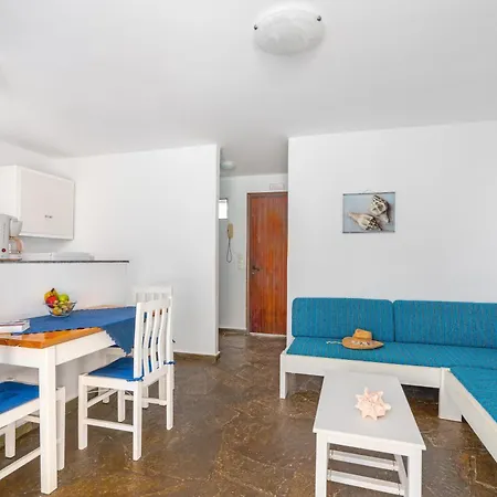 Sofia Apartmanhotel Áyios Pétros